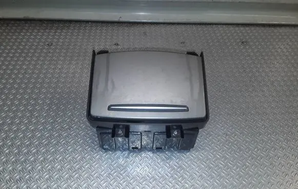 Audi A6 S6 C6 4F Cup holder front 4F1862533C