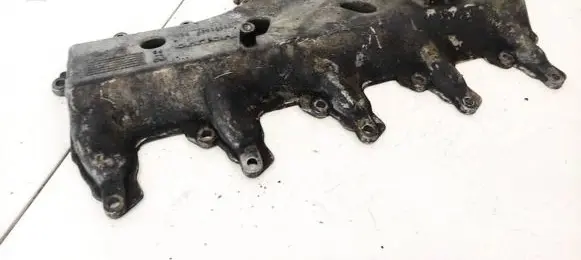 Rocker cam cover