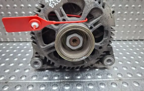 Peugeot 807 Generator/alternator S27624820 9635342080