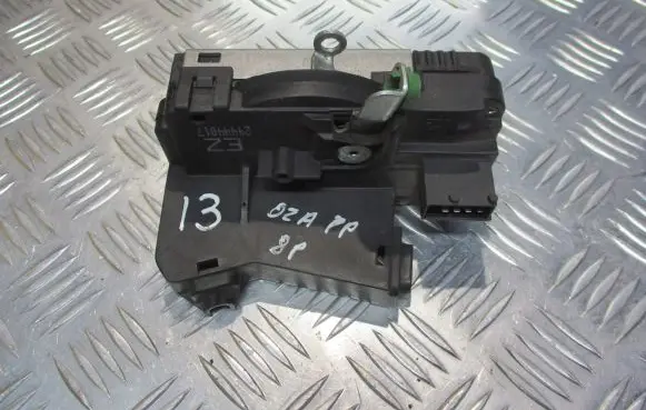 Opel Zafira A Front door lock