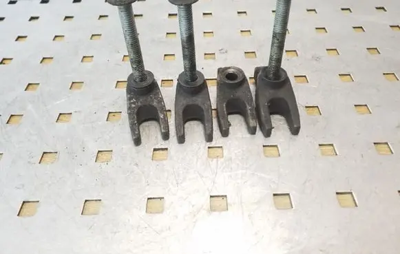 Chrysler Grand Voyager V Fuel Injector clamp holder