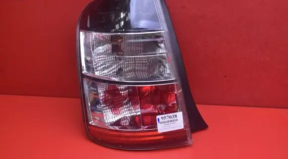 Toyota Prius (NHW20) Rear/tail lights 47-14L