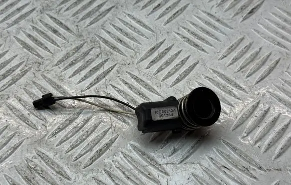 Toyota Avensis T270 Front parking sensor holder (PDC) 10CA0212A 801264