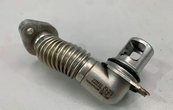 Audi A8 S8 D5 EGR valve line/pipe/hose 059131530AL