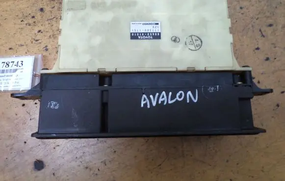 Toyota Avalon XX10 Climate control unit