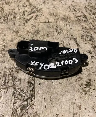 Volvo XC40 Heater blower fan relay 31497512