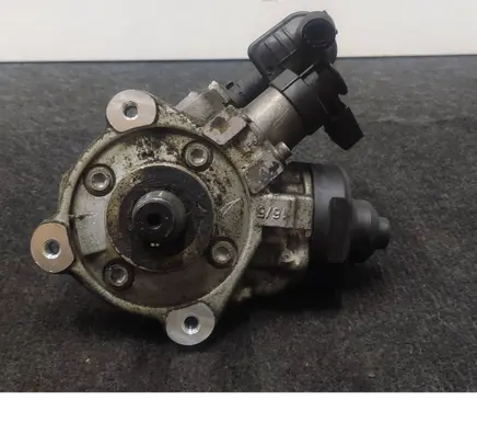 Volkswagen Golf Cross Fuel injection high pressure pump 0445010514 10220613 03L130755D