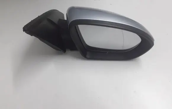 Front door electric wing mirror