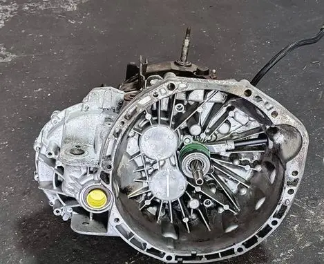 Renault Trafic II (X83) Manual 6 speed gearbox PF6026