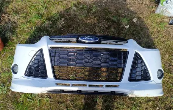Ford Focus Front bumper