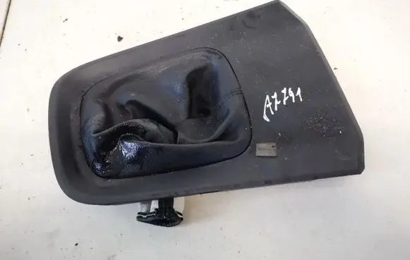 Nissan Primera Gear shifter surround trim plastic 96935av600
