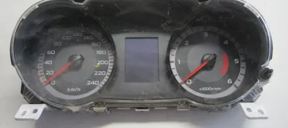 Mitsubishi Outlander Speedometer (instrument cluster) 8100A115