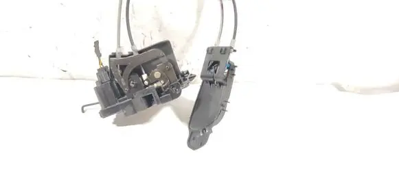 SsangYong Rodius Front door lock 7121021020