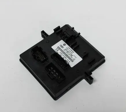 Audi A6 S6 C6 4F Light module LCM 4F0907279B