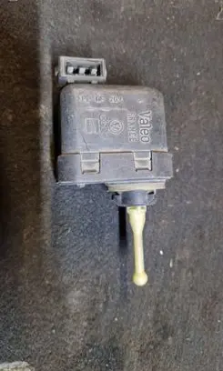 Audi A3 S3 8L Headlight level adjustment motor PA616GF30