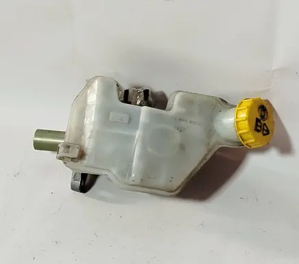 Ford Fusion Master brake cylinder 03350884941