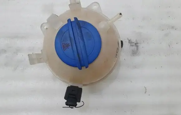 Volkswagen Scirocco Coolant expansion tank/reservoir 1K0121407A