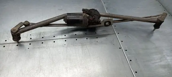 Front wiper linkage