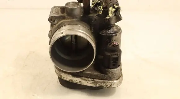 Skoda Octavia Mk2 (1Z) Throttle body valve 06A133062AT