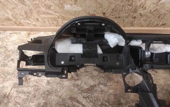 Subaru Legacy Dashboard 1F8 101113E0006AJ 66100AJ040