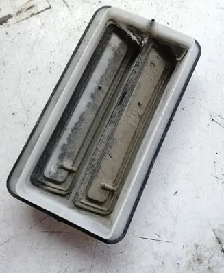 Opel Zafira B Quarter panel pressure vent 