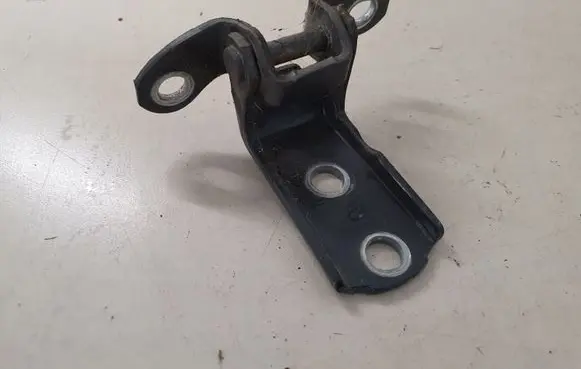 Lexus IS 220D-250-350 Rear door lower hinge