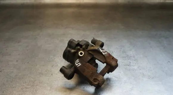 Audi TT TTS RS Mk3 8S Rear brake caliper 5Q0615405CM