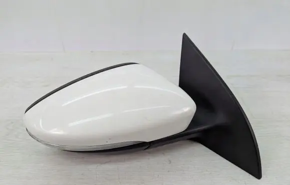 Volkswagen Scirocco Front door electric wing mirror 1K8857934A