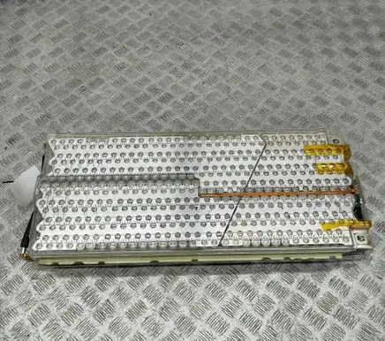 Tesla Model S Hybrid / electric car battery 102095590A 107195400B