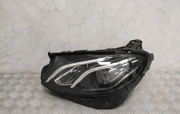 Mercedes-Benz E W213 Headlight/headlamp A2139063904
