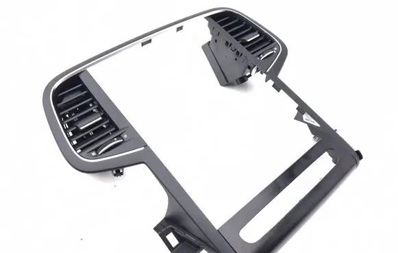 Renault Megane IV Dash center air vent grill 687515655R 50462M