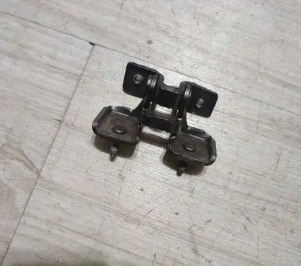 Mercedes-Benz CLA C117 X117 W117 Tailgate/trunk/boot hinge