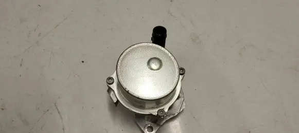 Mercedes-Benz A W177 Vacuum pump 146502327r