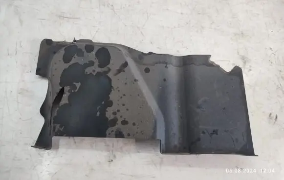 Chrysler Grand Voyager V Engine splash shield/under tray 05113271AA