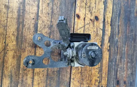 Skoda Superb B6 (3T) ABS Pump 3T0614517B 10020603124 10096003673