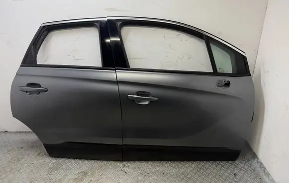 Opel Crossland X Front door 