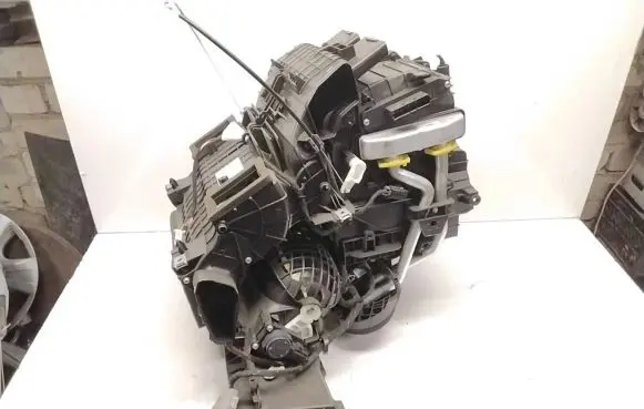 Interior heater climate box assembly