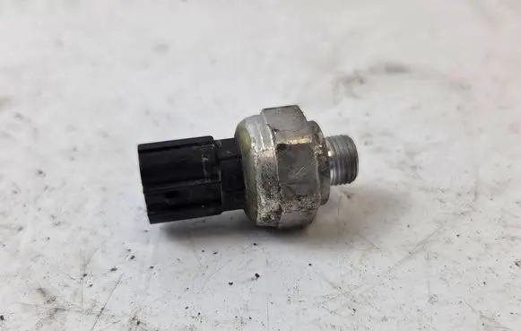 Honda CR-V Air conditioning (A/C) pressure sensor 42CP202 D316CZ4
