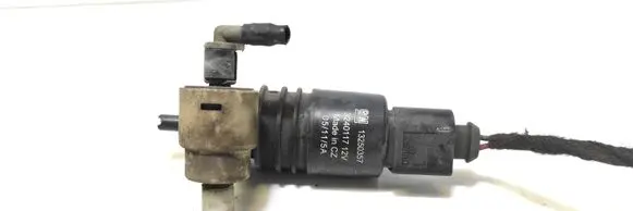 Opel Meriva B Windscreen/windshield washer pump 13250357