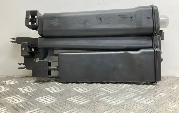 Seat Leon (5F) Active carbon filter fuel vapour canister 5Q0201801