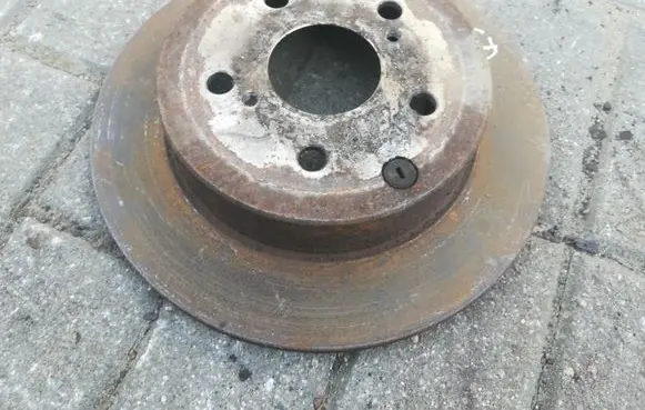 Toyota RAV 4 (XA30) Rear brake disc