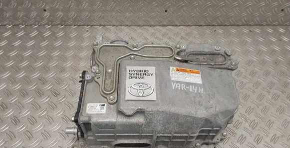 Toyota Yaris Voltage converter inverter G920052010 32E1252010