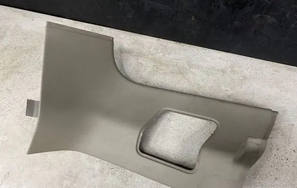 Volvo V50 (D)pillar trim (top) 8641782 11137