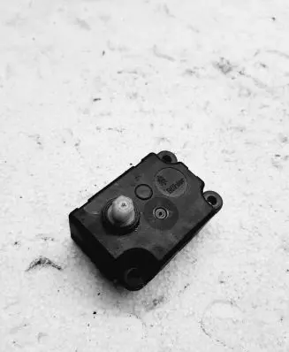 Peugeot 407 A/C air flow flap actuator/motor E2800