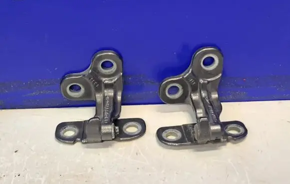 Jaguar XE Rear door upper hinge CPLA228A64AD A228A64AD