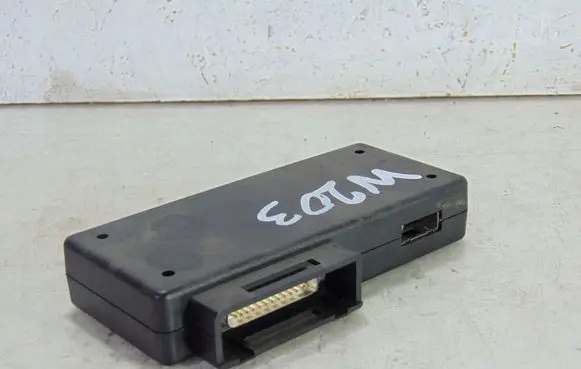 Mercedes-Benz C W203 Phone control unit/module A2038209926