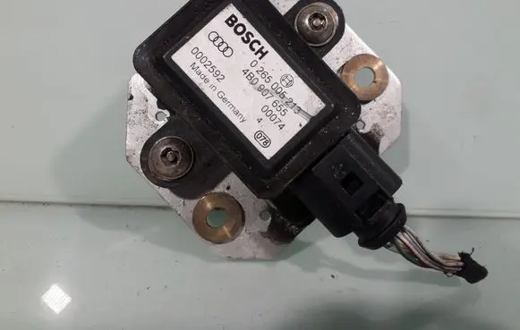 Audi A6 S6 C5 4B ESP acceleration yaw rate sensor 4B0907655