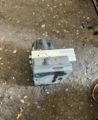 Mercedes-Benz ML W164 ABS Pump A1645458232 A021B19A67