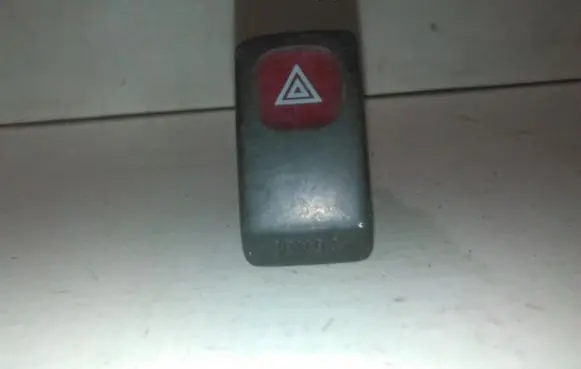 Volkswagen Golf II Hazard light switch 191953235
