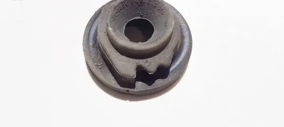 Volkswagen Polo Front coil spring rubber mount 1j0512149b